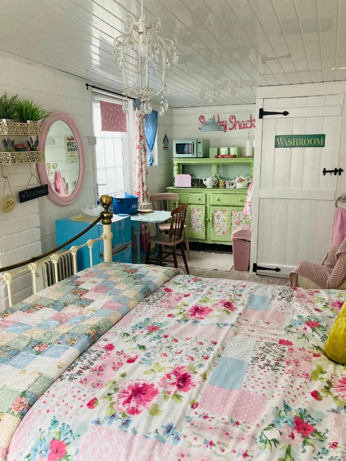 Shabby Shack Near Charlestown & The Eden Project Villa St Austell Buitenkant foto